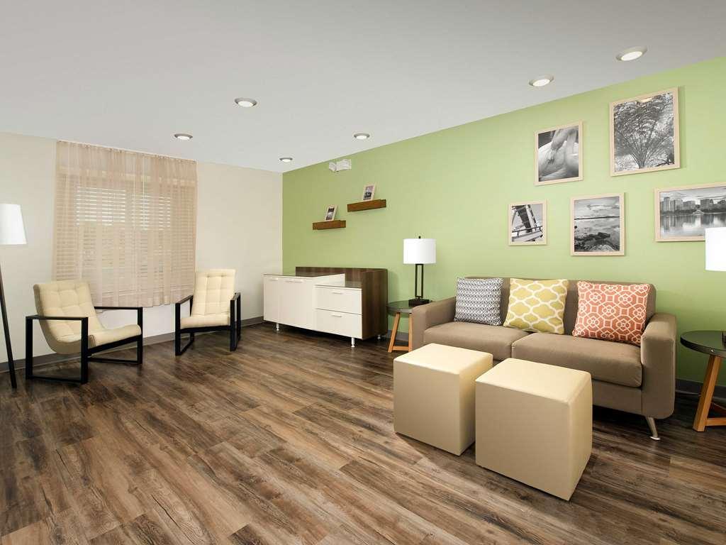 Woodspring Suites Providence Intérieur photo